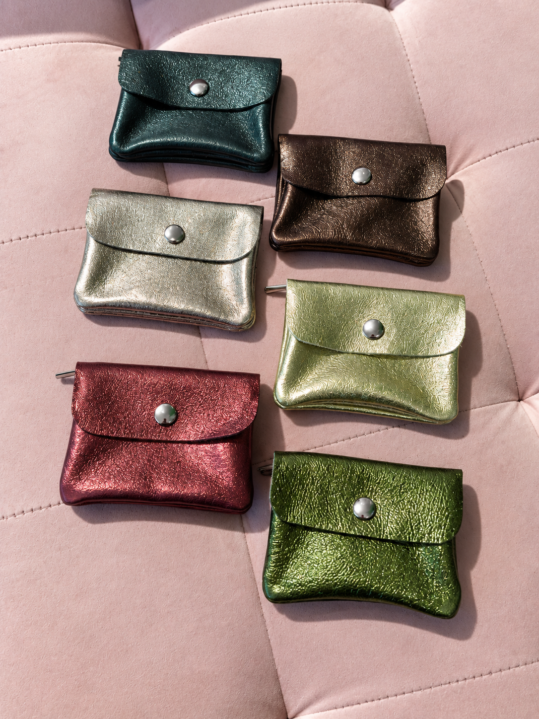 Porte monnaie en cuir brillant