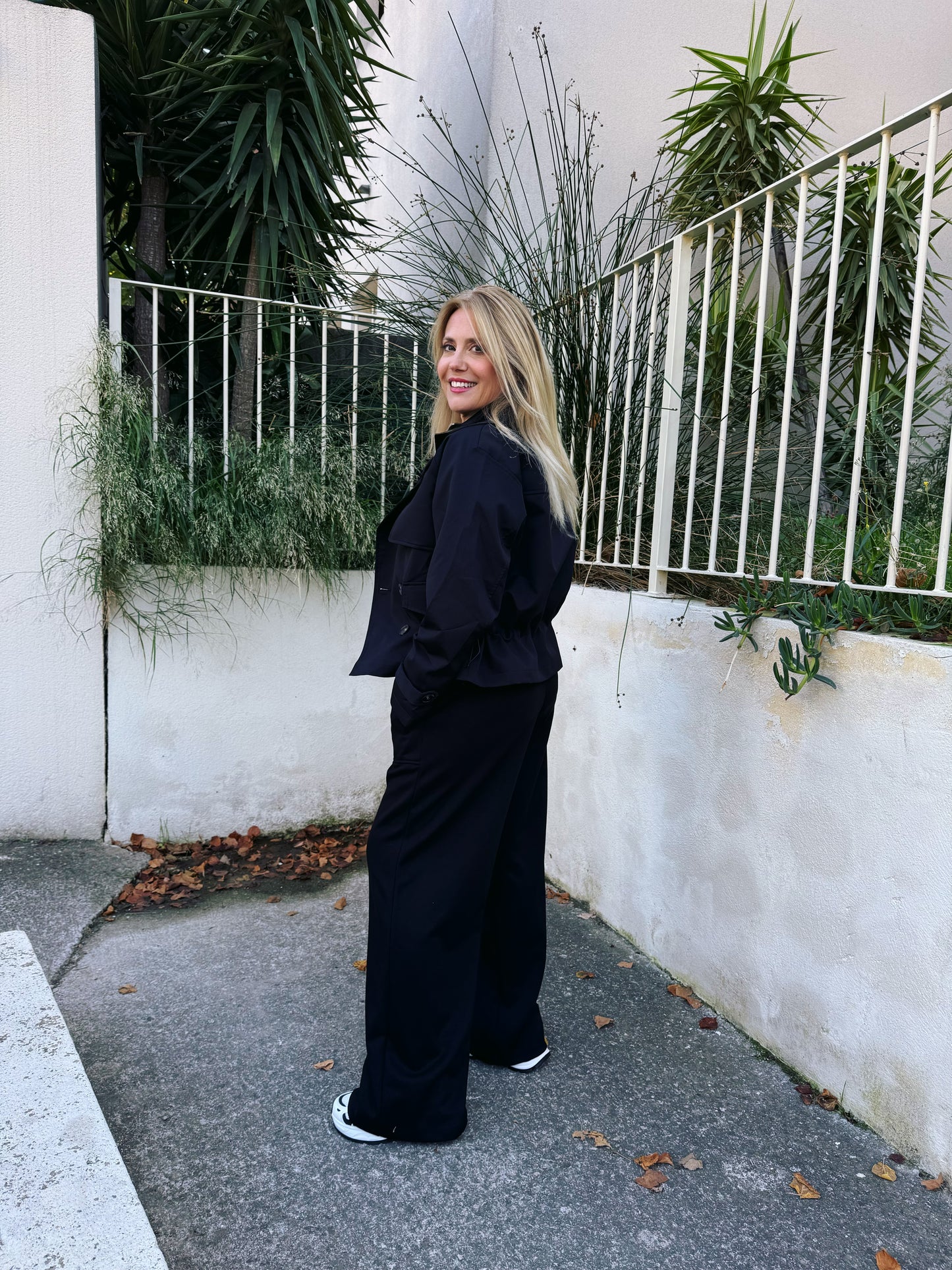 Trench Court Oversize avec Cordon Ajustable noir