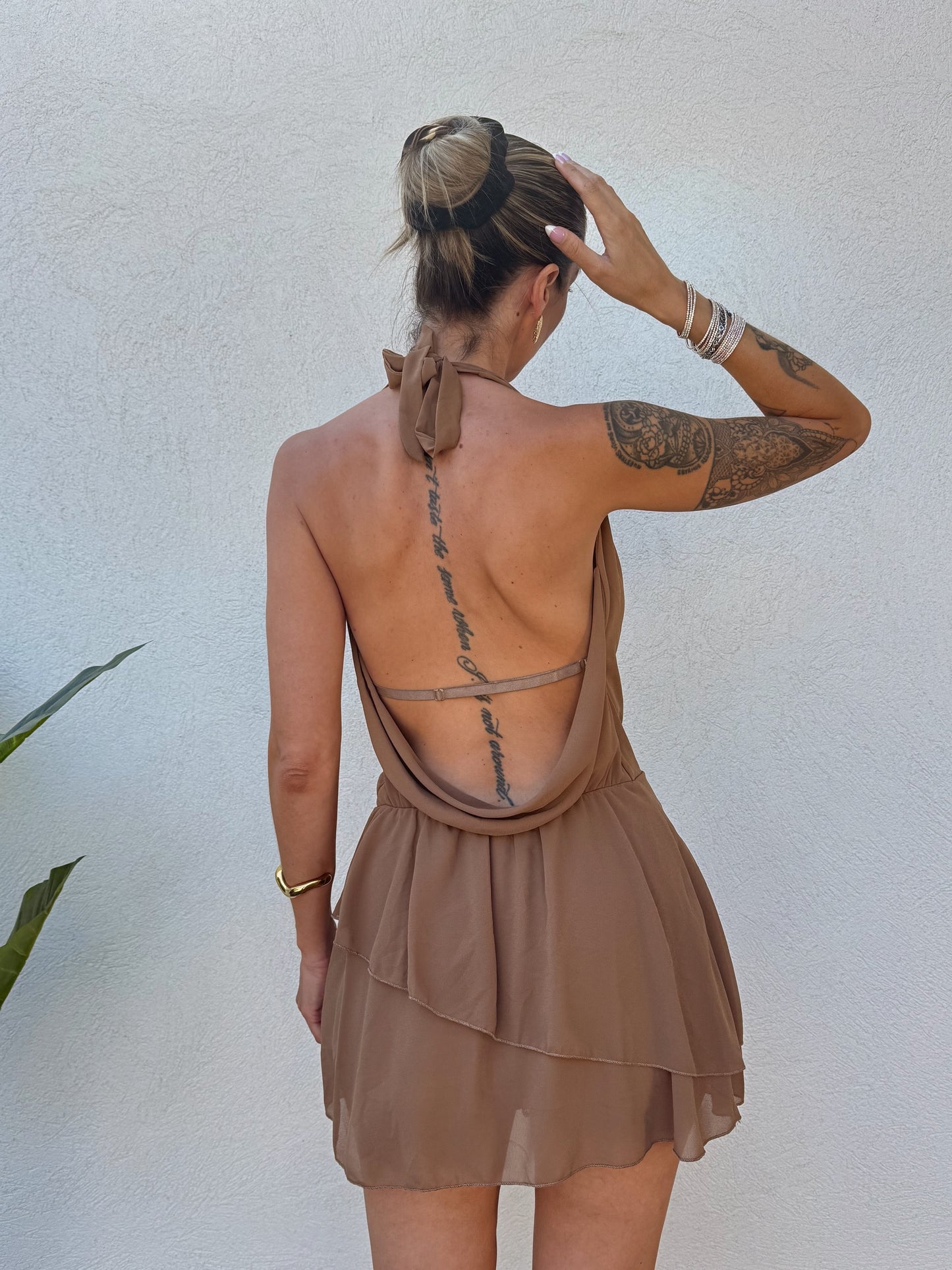 Robe Fluide Col Bénitier –camel