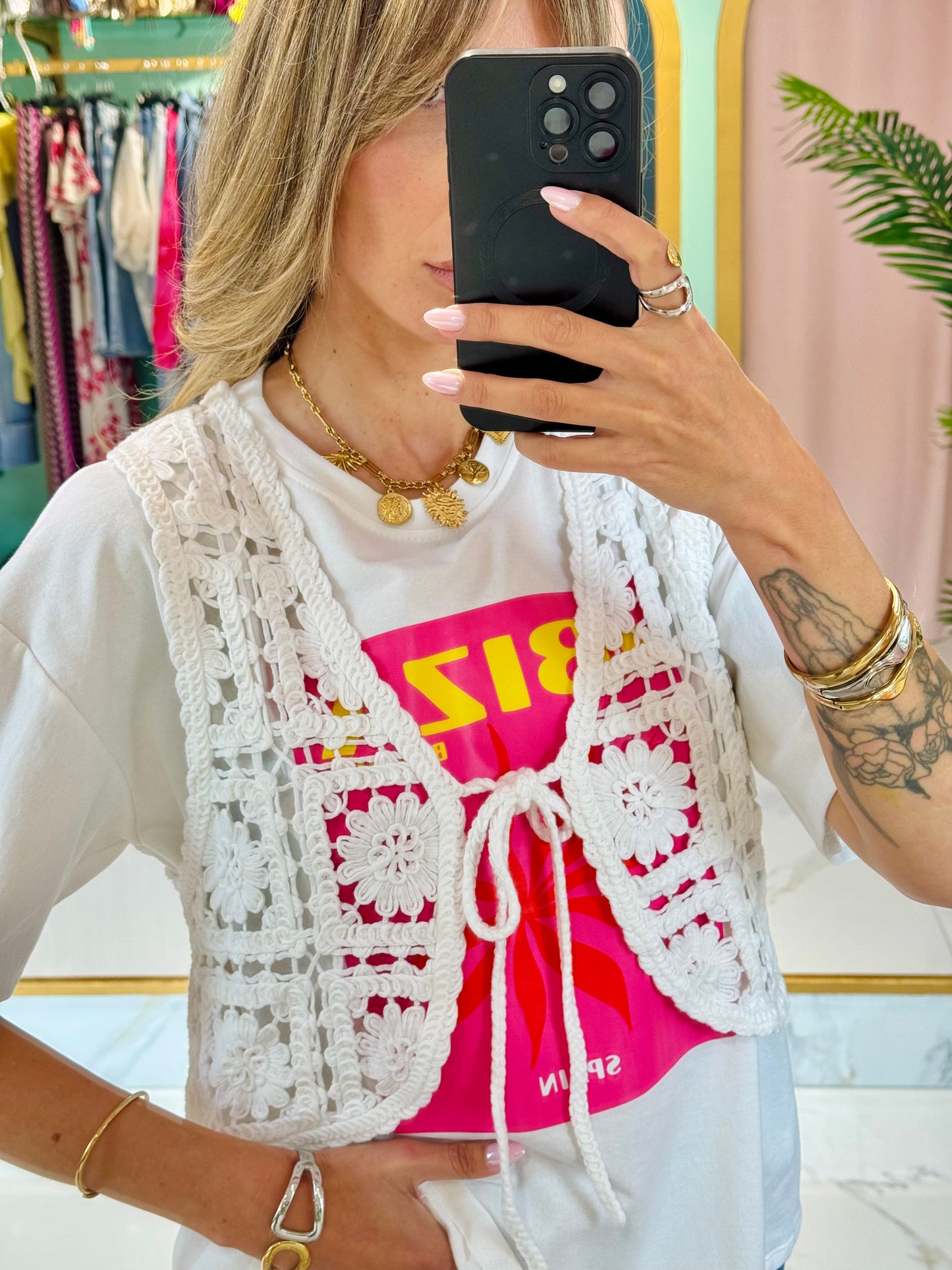 Gilet crochet bohème chic – blanc