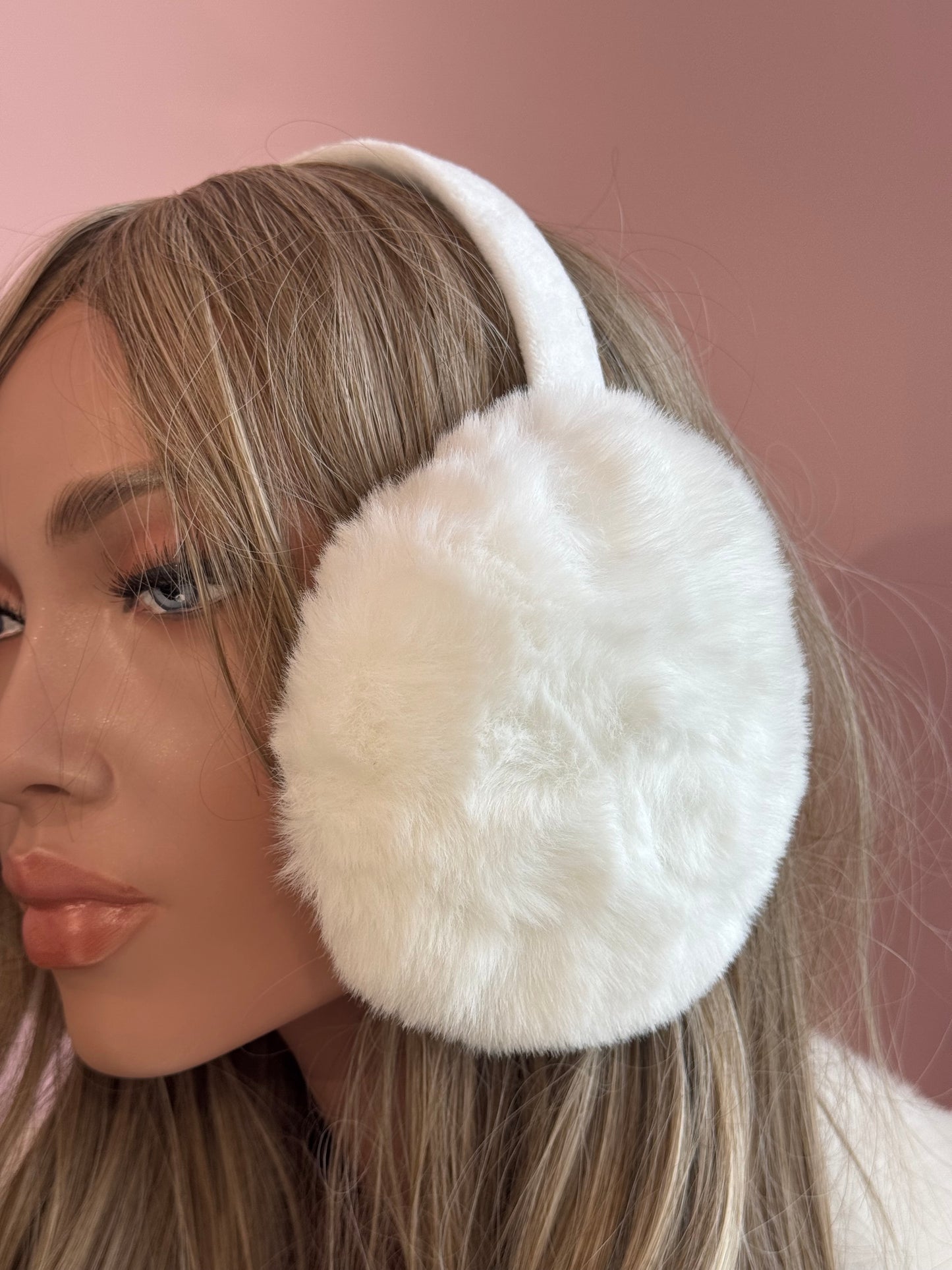 Cache-oreilles confortables et élégants blanc