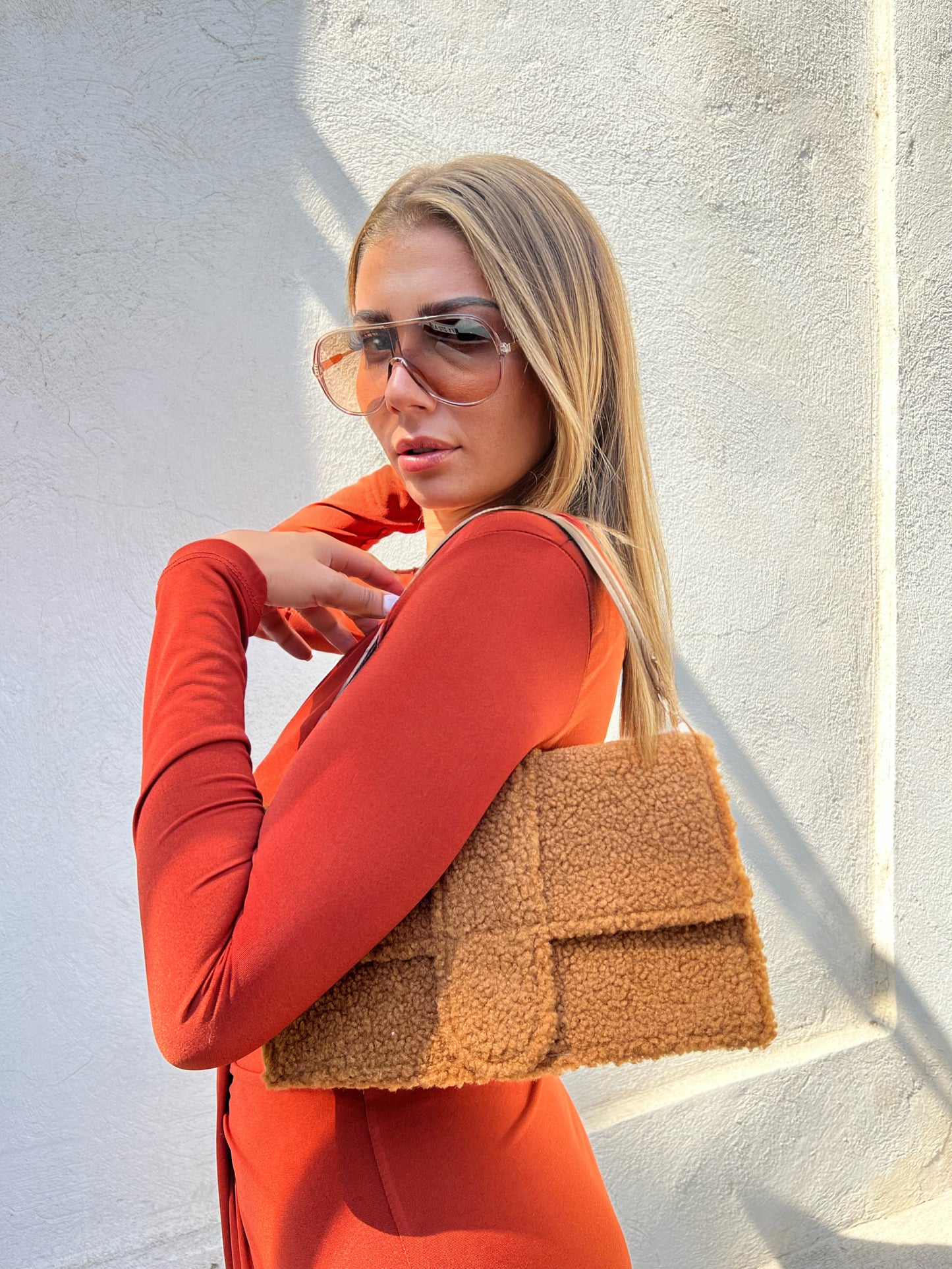 Sac dupe en bouclettes camel