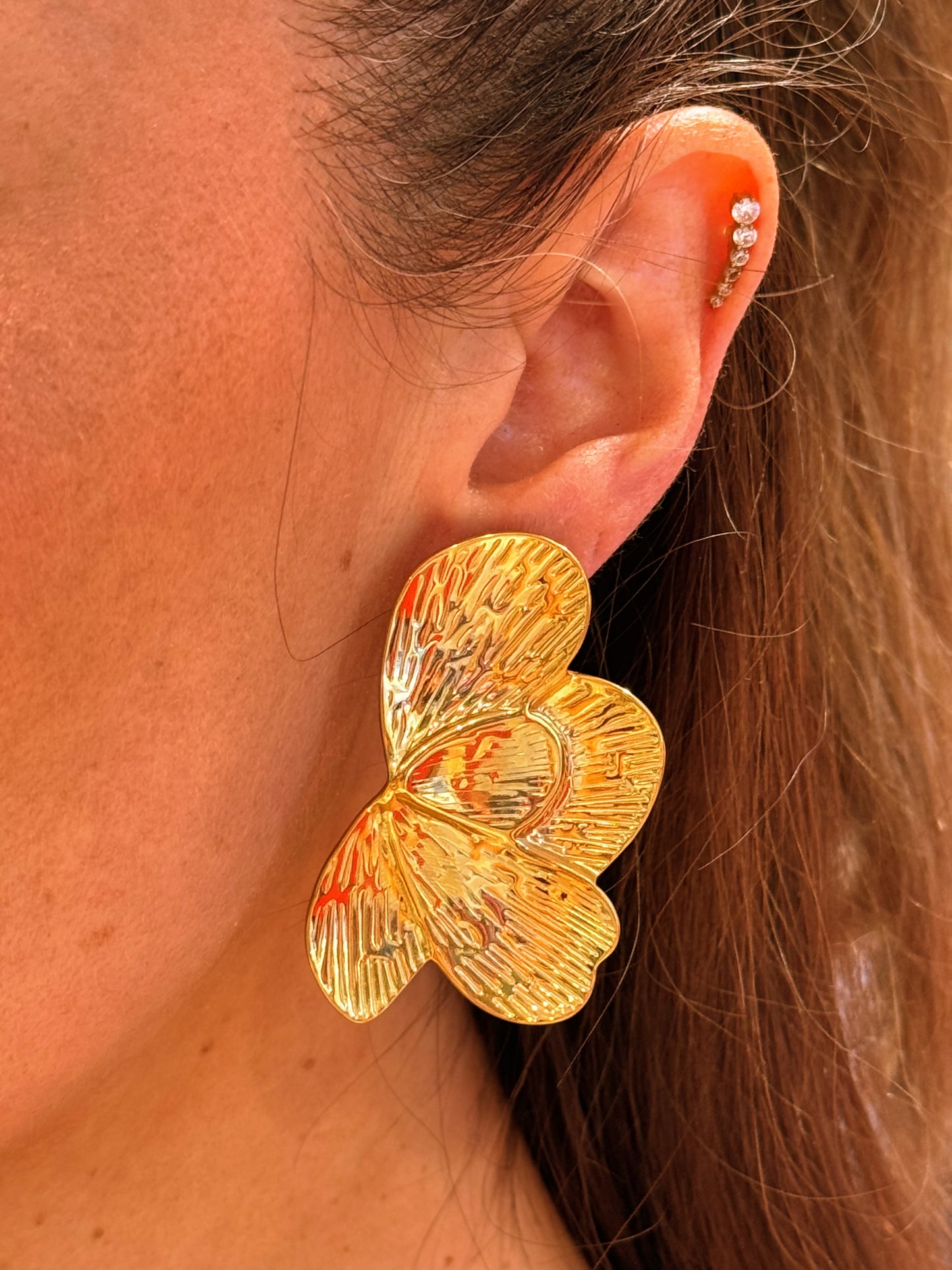 Boucles d’oreilles demi fleur