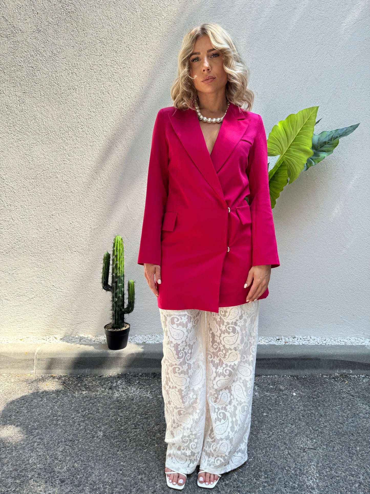 Robe tailleur cintrée – fushia
