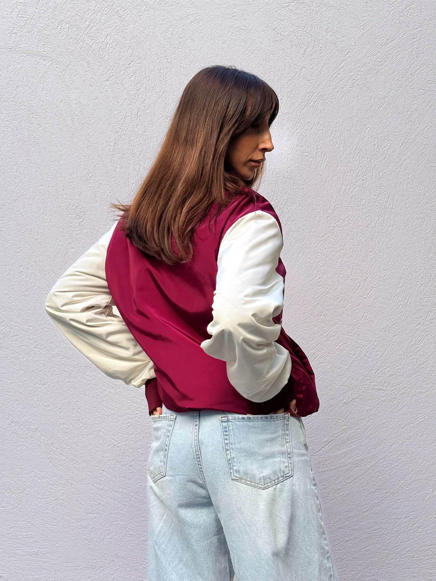 Blouson college brodé bicolore avec poches bordeaux
