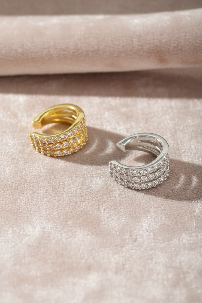 Bague d’oreille / faux piercing triple rang strass