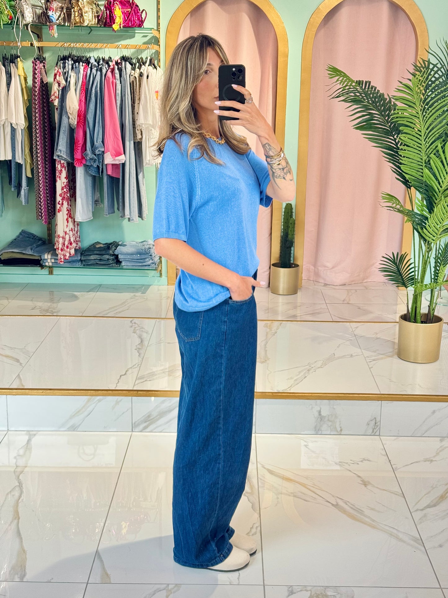 Top en maille fluide – confort & basique coloris bleu