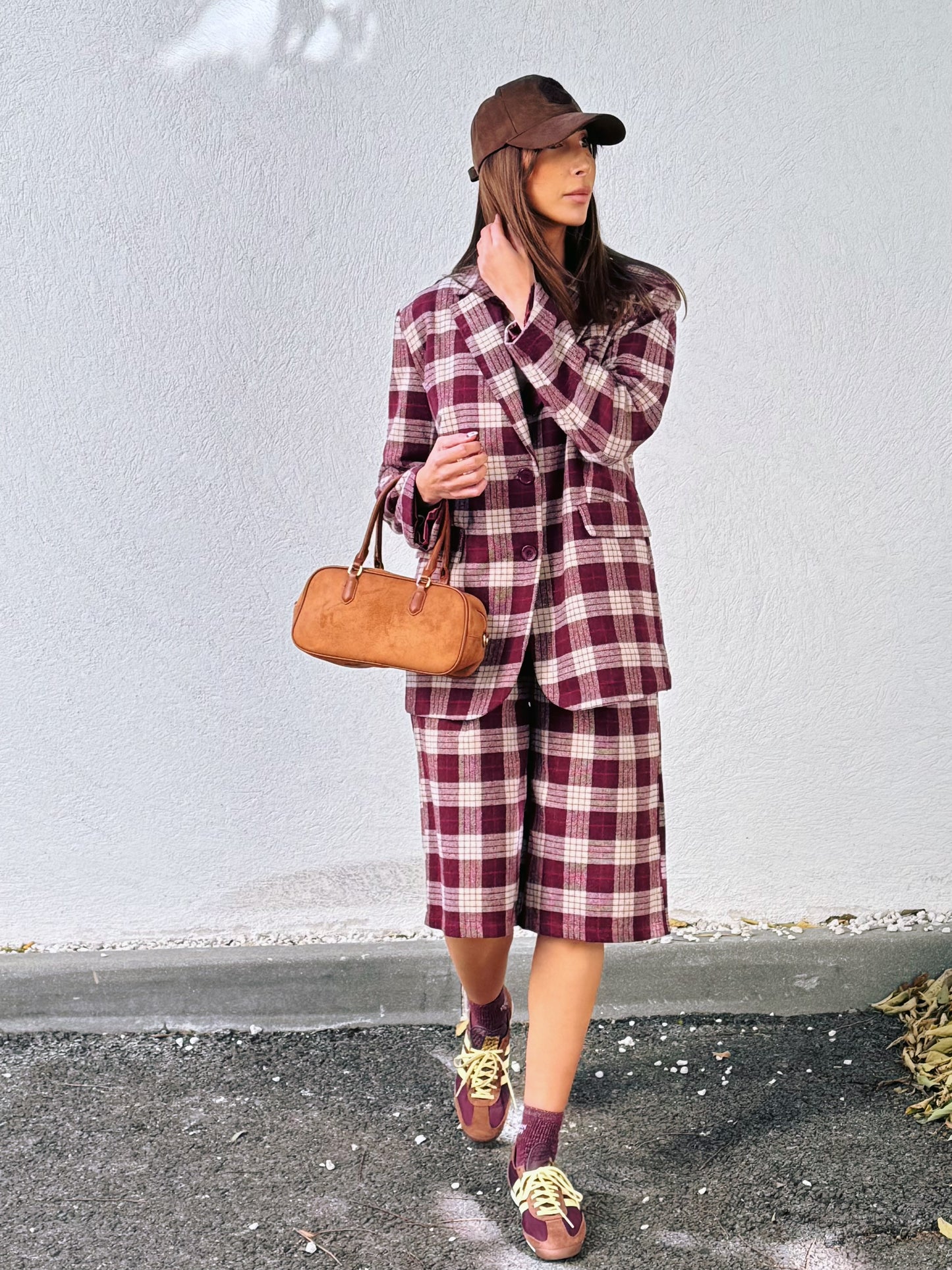 Ensemble veste tailleur & bermuda à carreaux bordeaux