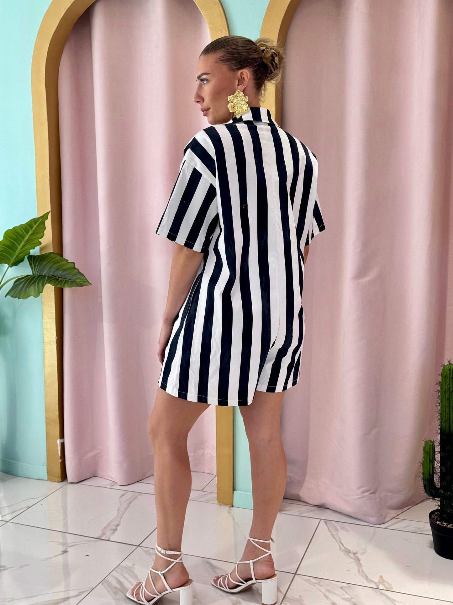 Combi short loose à rayures bleu marine
