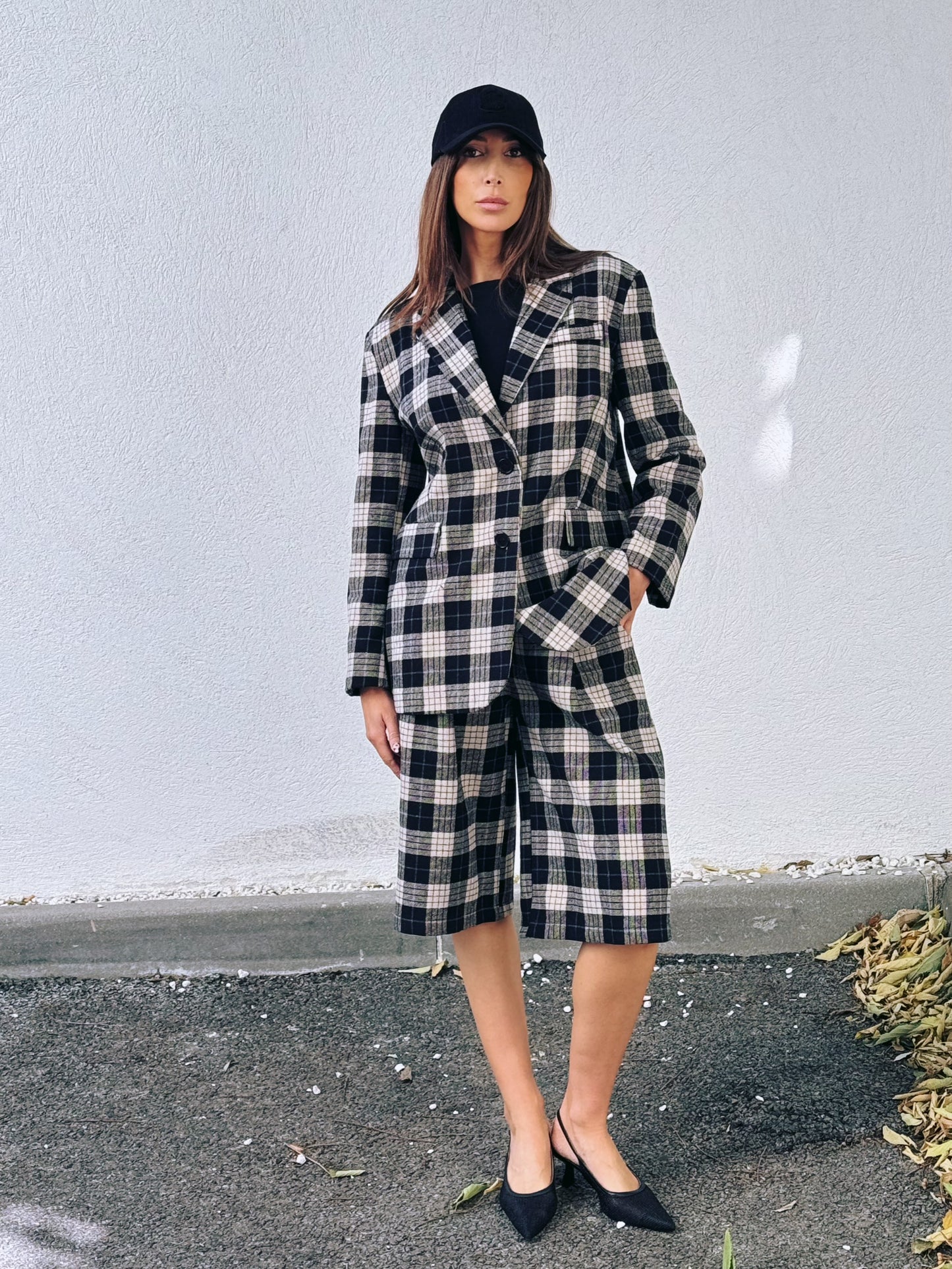 Ensemble veste tailleur & bermuda à carreaux noir