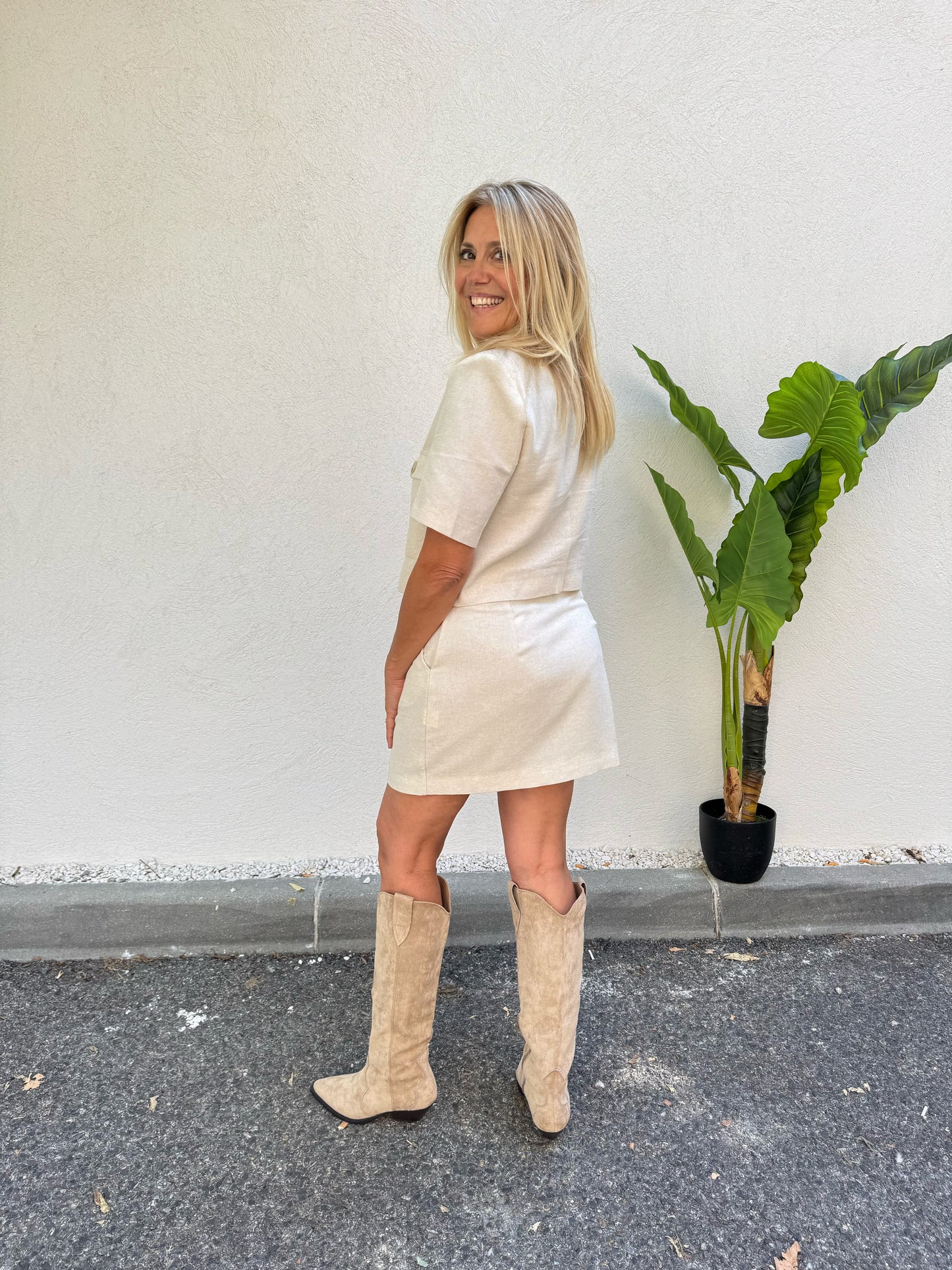 Ensemble veste & jupe texturé beige