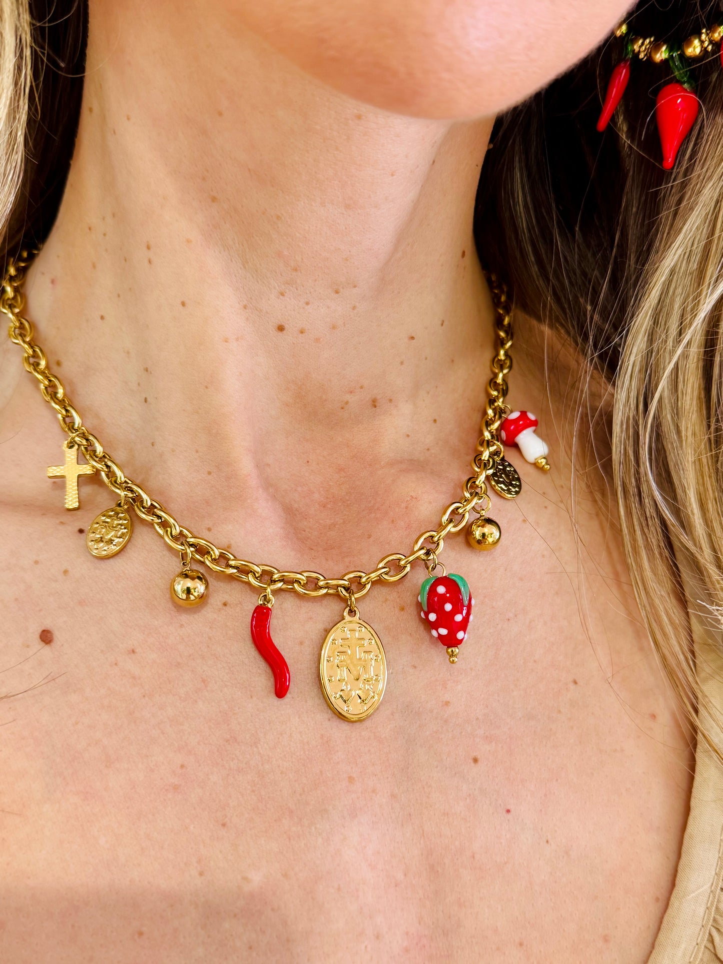Collier CHARMS piment fraise