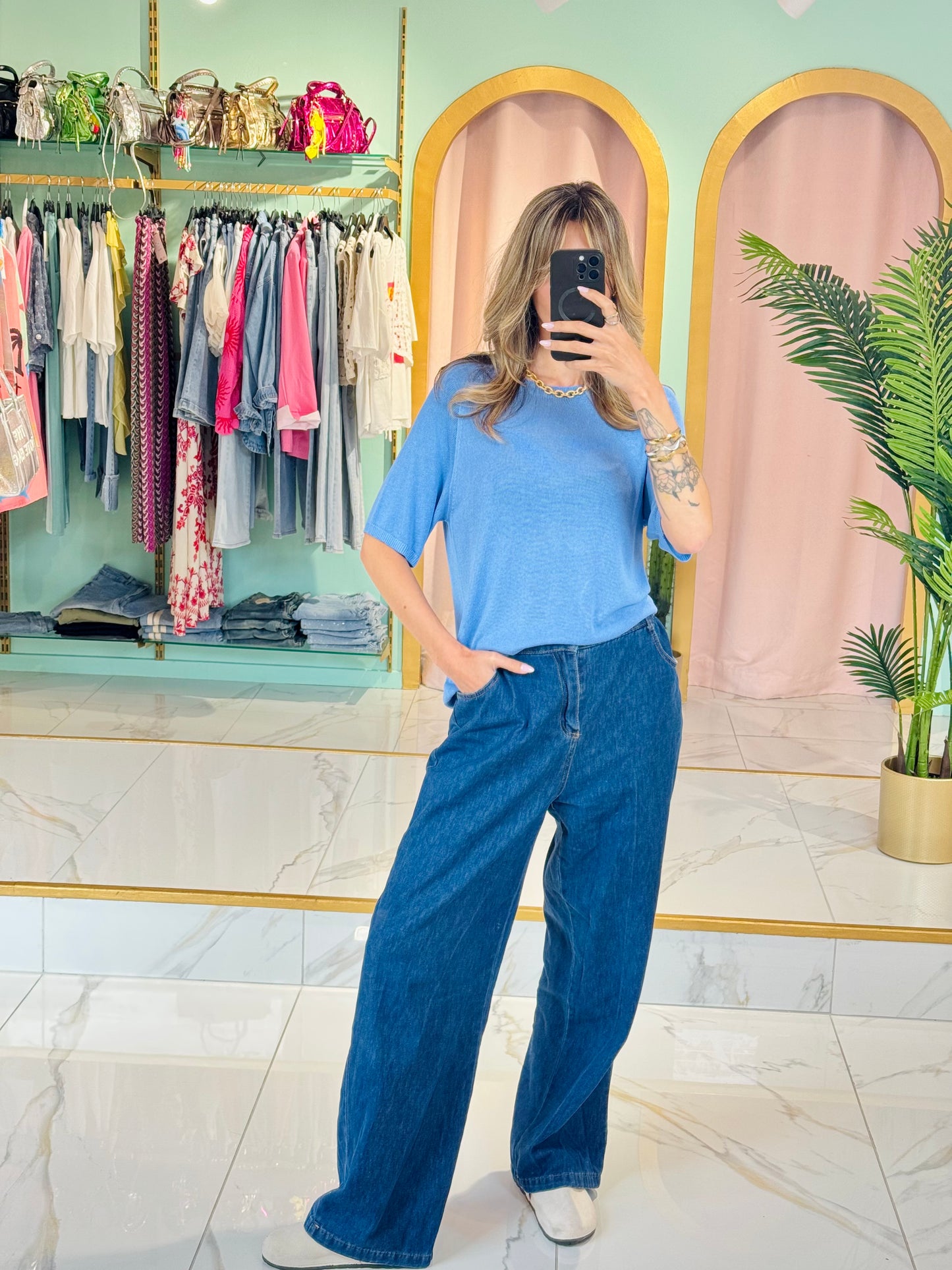 Top en maille fluide – confort & basique coloris bleu
