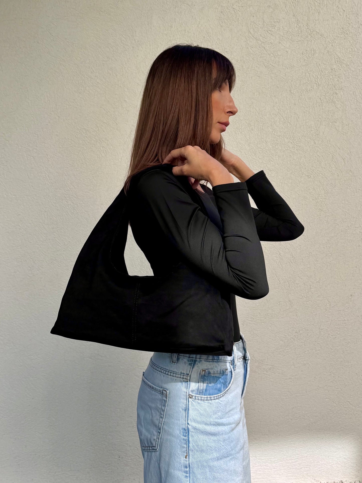 Sac besace façon nubuck noir
