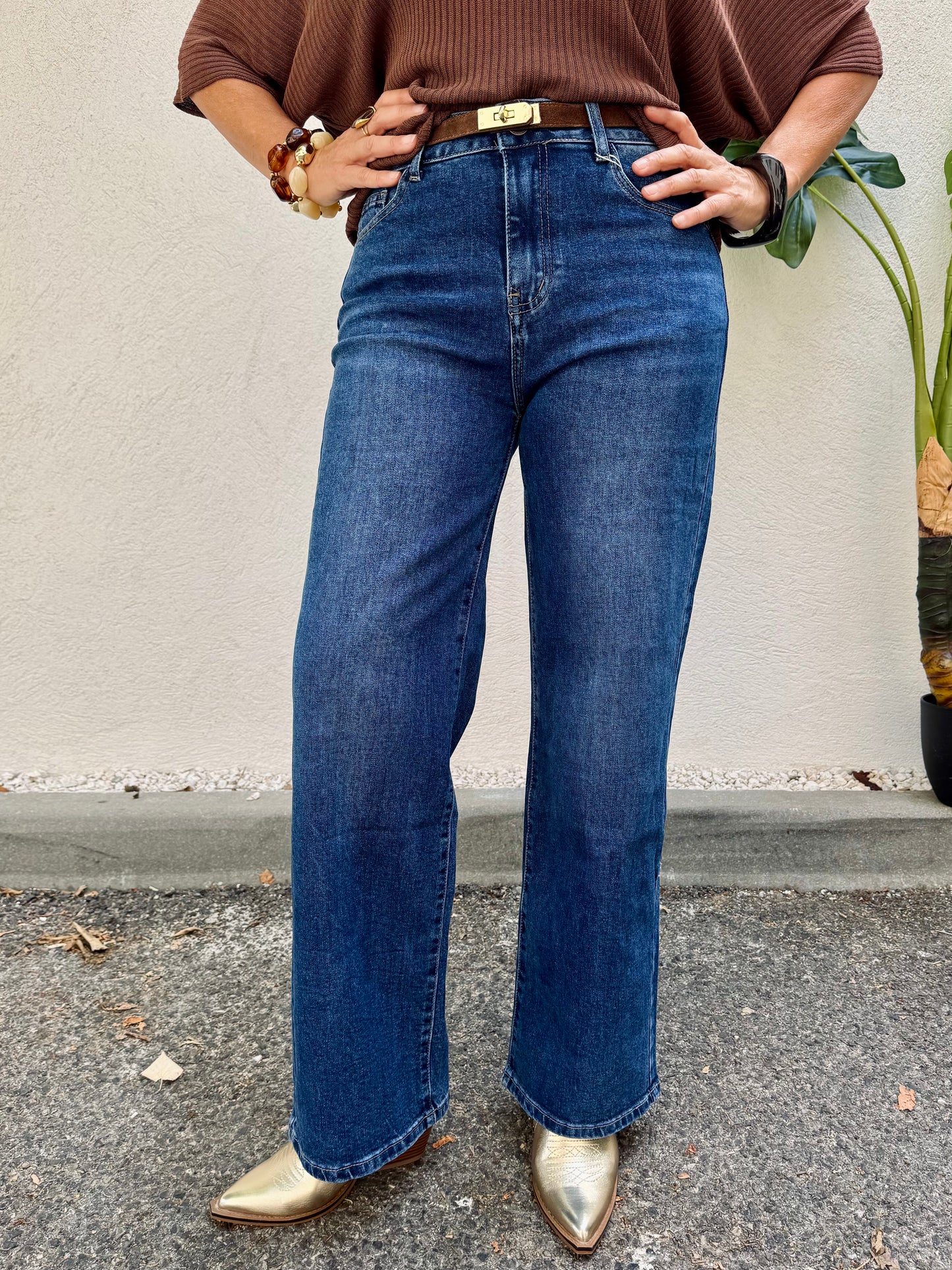 Jean Loose Femme – Coupe Confort – Couleur Denim Brut