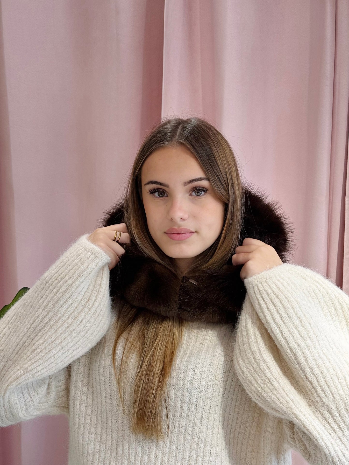 Cagoule capuche fausse fourrure marron