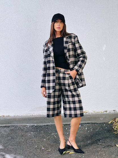 Ensemble veste tailleur & bermuda à carreaux noir