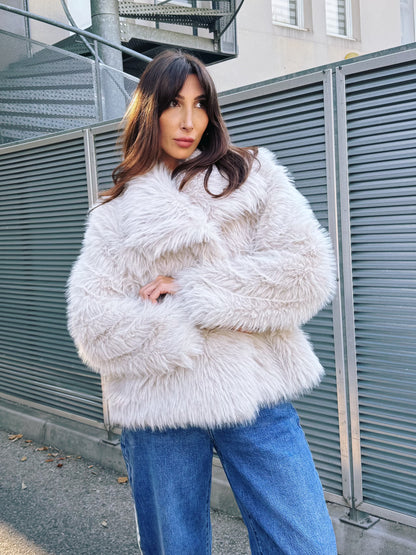 Manteau fausse fourrure écru