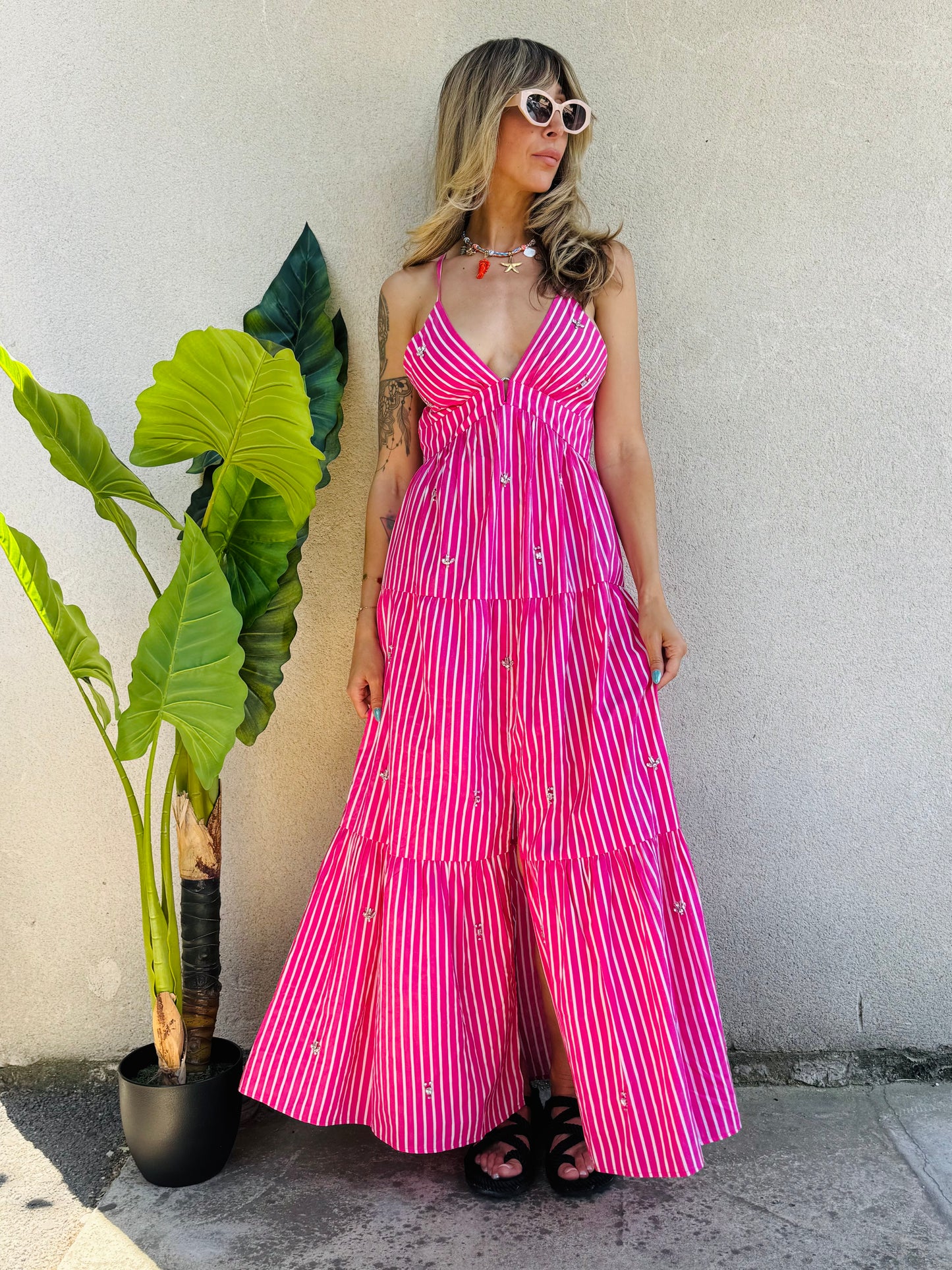 Robe longue Goa – rayures et strass rose