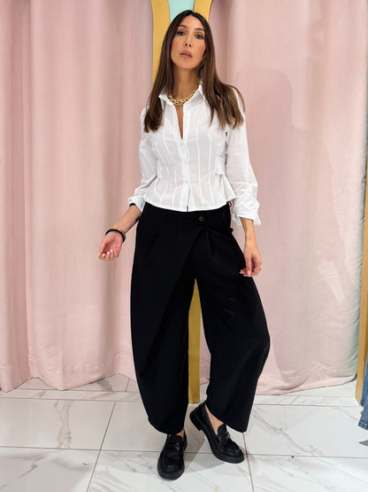 Pantalon tailleur loose coupe baloon détail croisé noir