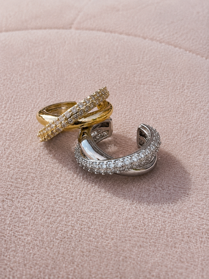 Bague d’oreille barre strass & barre lisse entremêlées