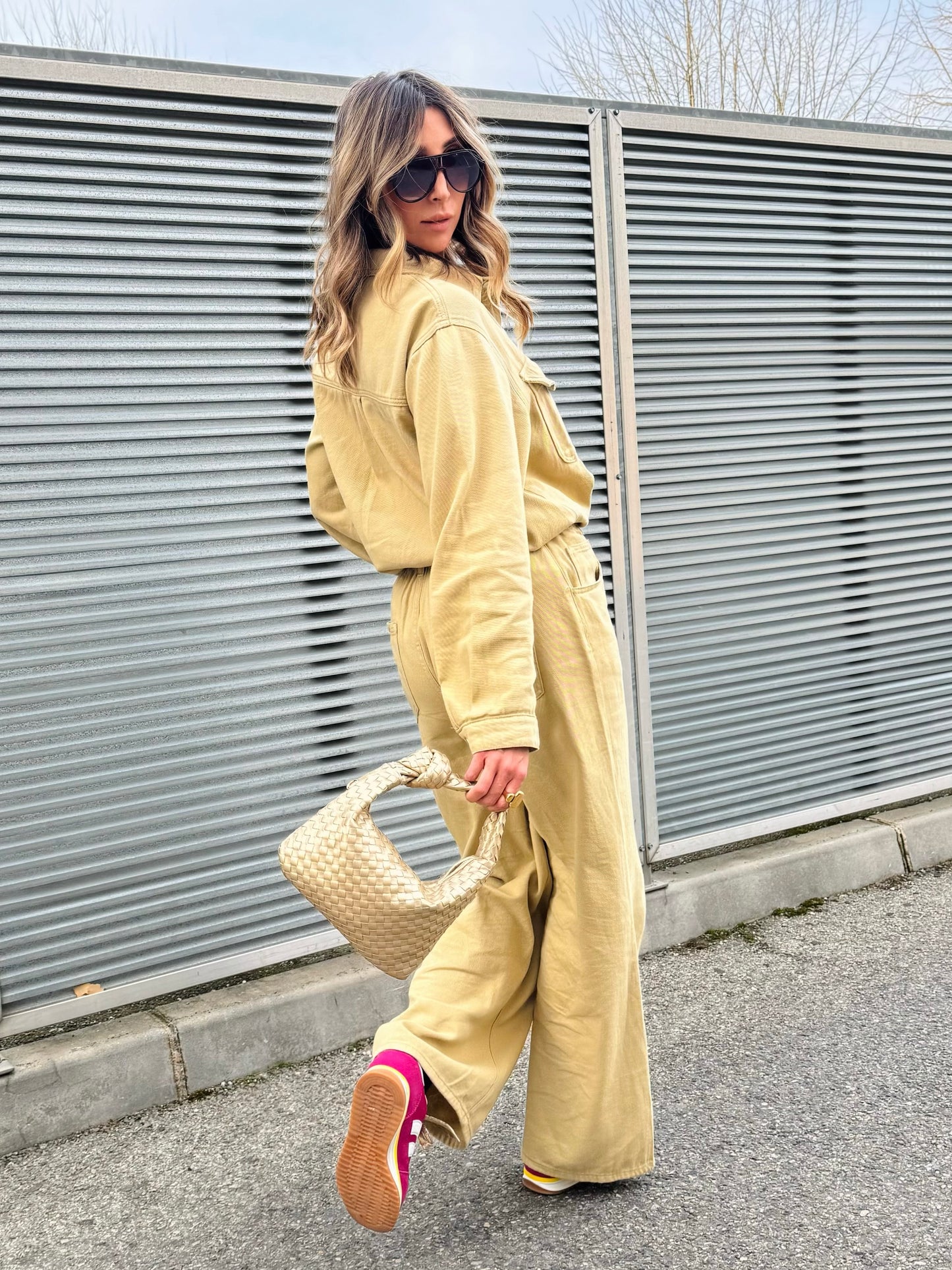 Ensemble en jean surchemise & pantalon wide leg beige