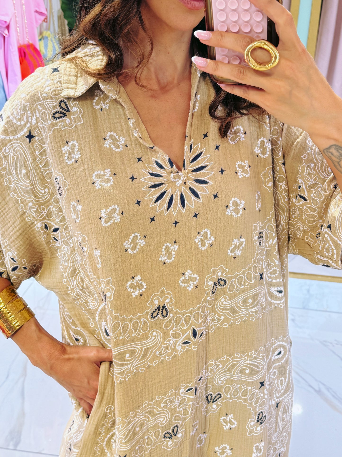 Robe tunique en gaz de coton à motif bandana - beige