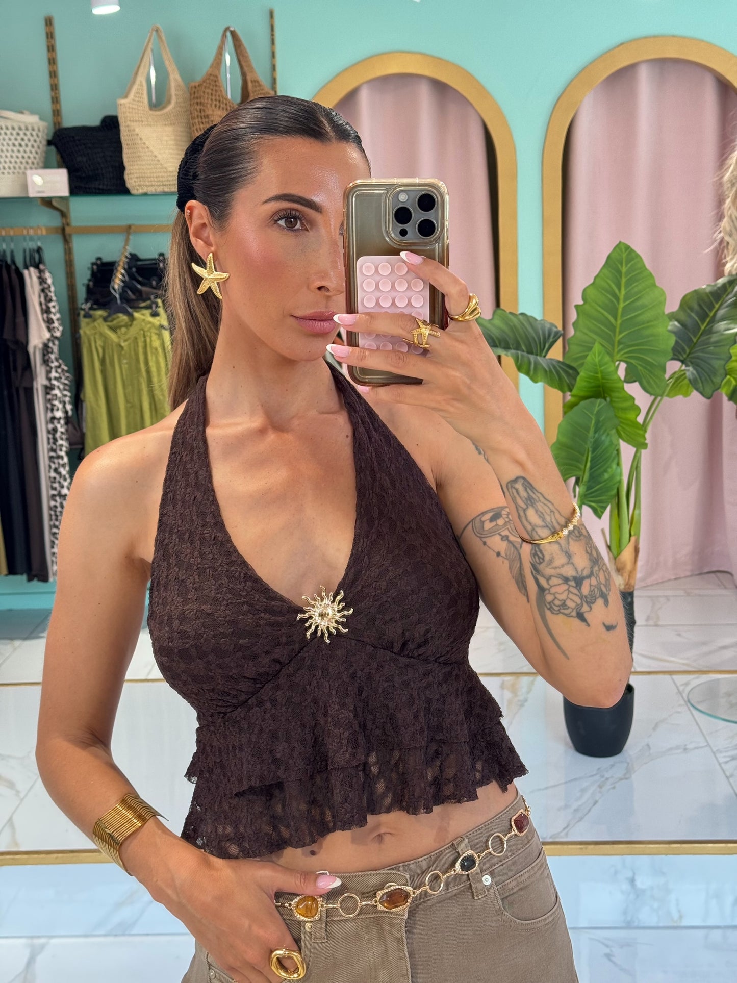 Top dentelle avec broche soleil- marron