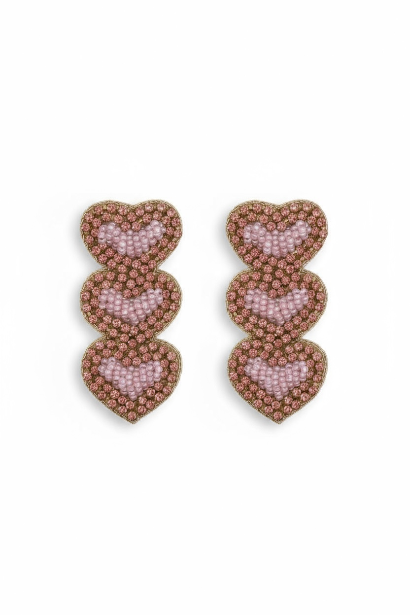 Boucles d’oreilles brodées à la main- cascade de cœur rose