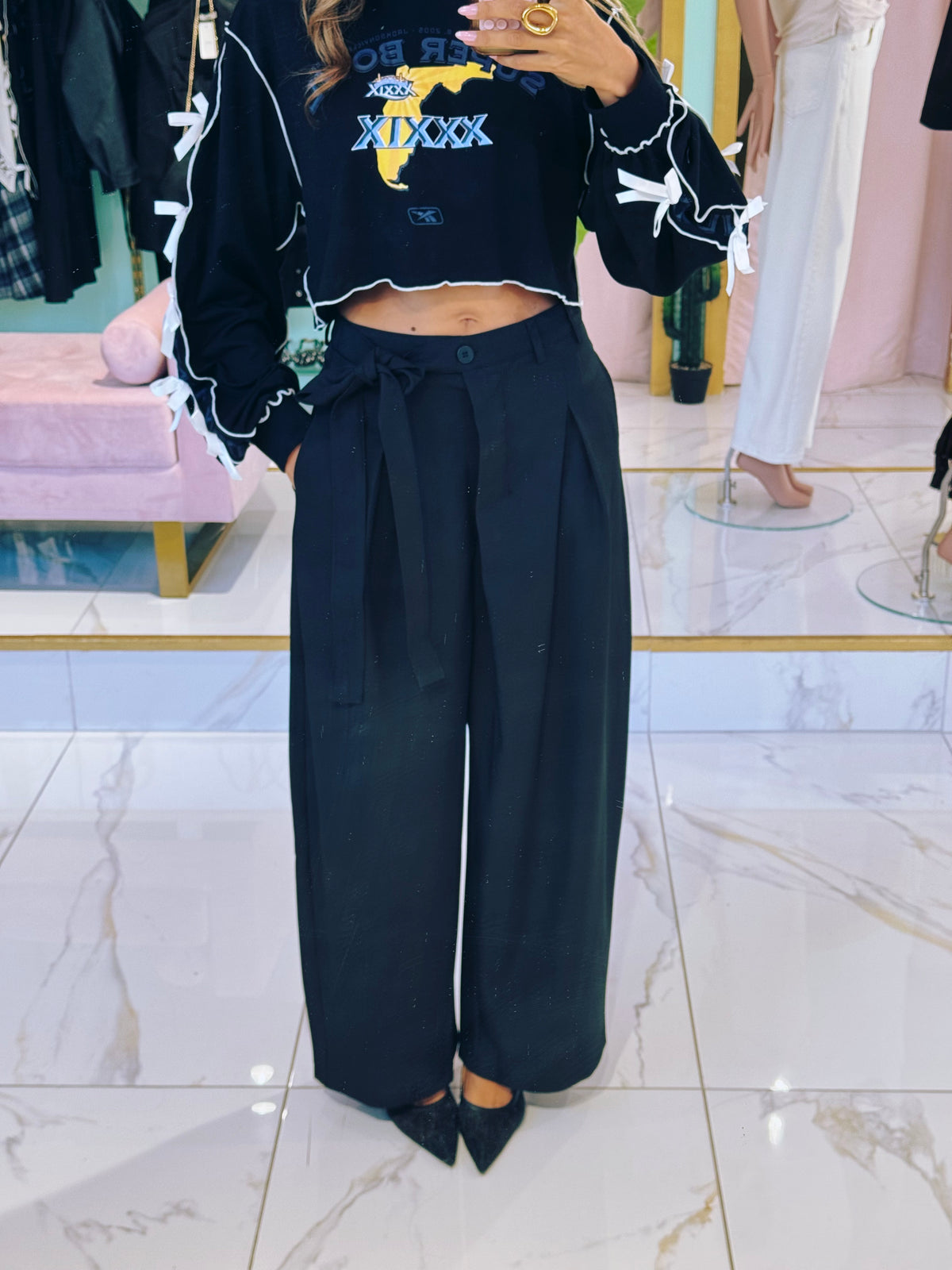 Pantalon Tailleur Wide Leg à Plis – noir