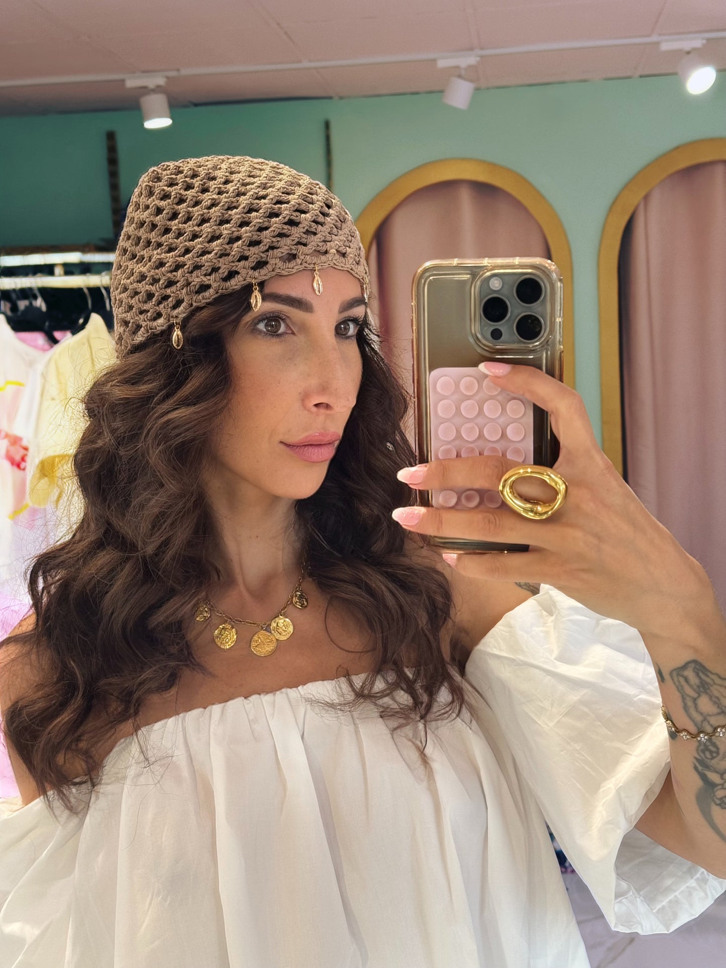 Bonnet filet avec coquillage coloris naturel