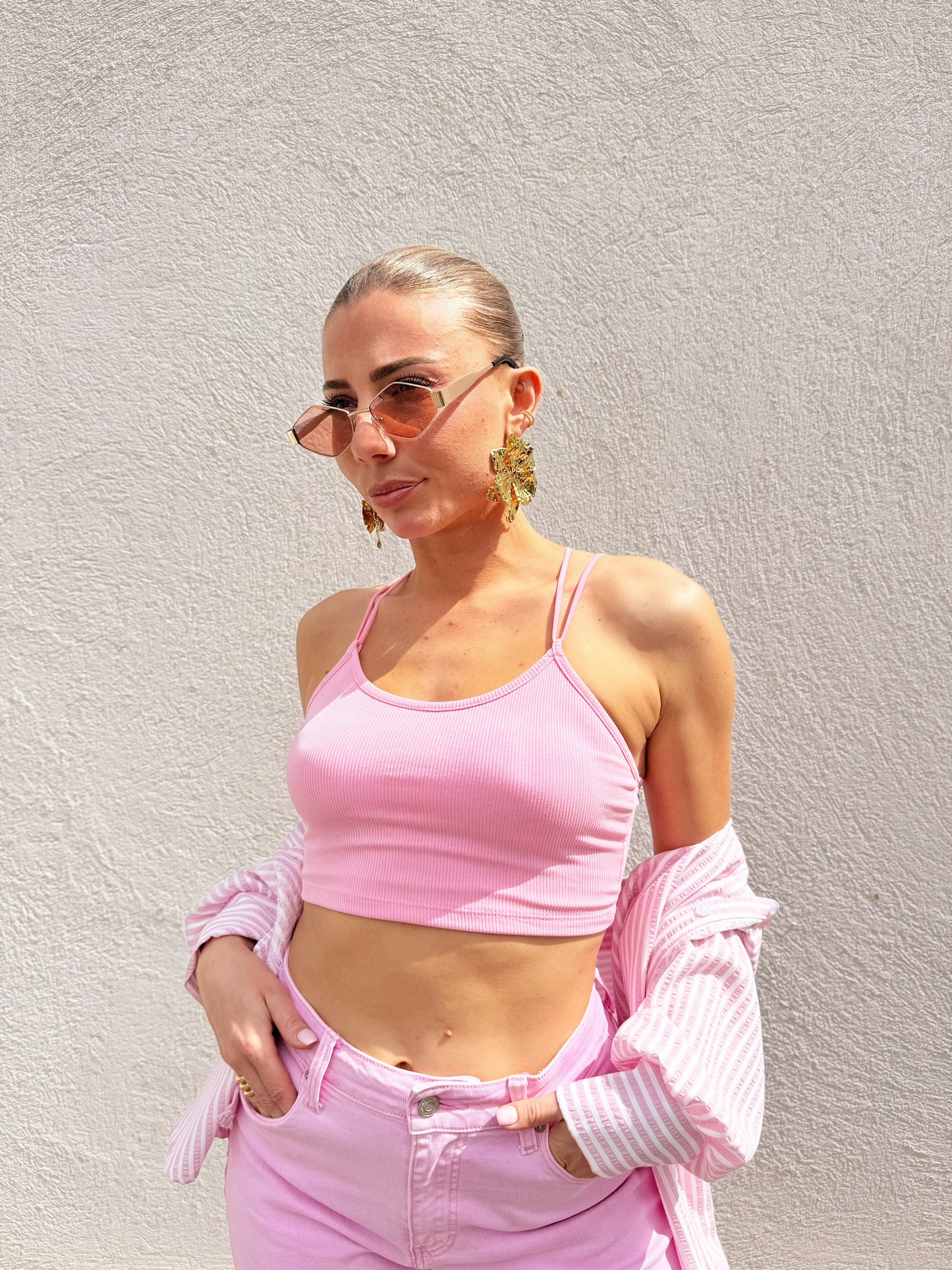 Crop Top à Coques – Dos Croisé & Maille Côtelée rose