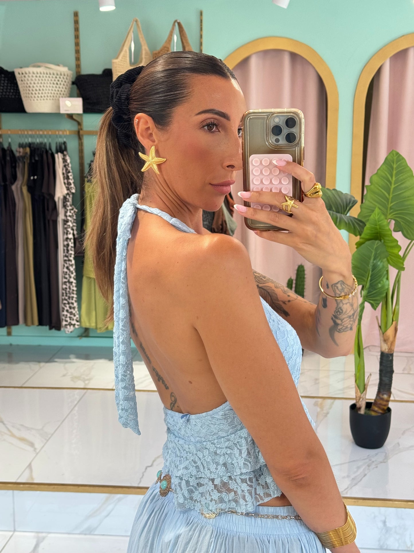 Top dentelle avec broche soleil- bleu