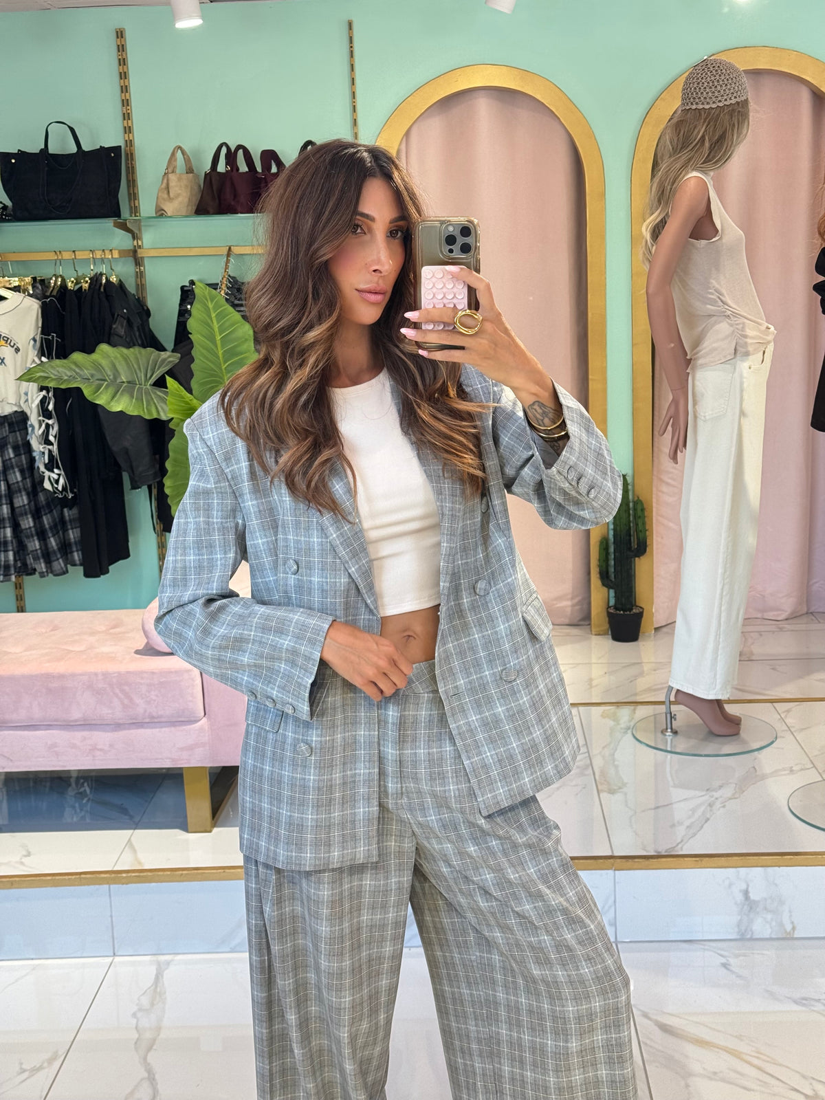 ✨ Veste Tailleur à Maxi Épaulettes – MOCHY