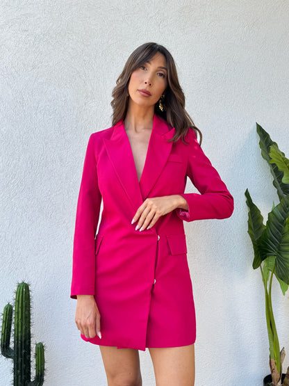 Robe tailleur cintrée – fushia