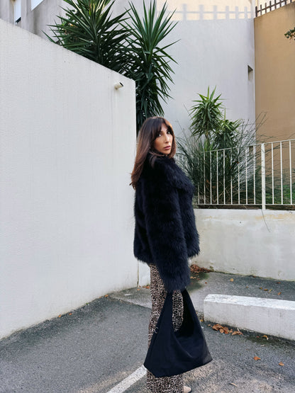 Manteau fausse fourrure noire