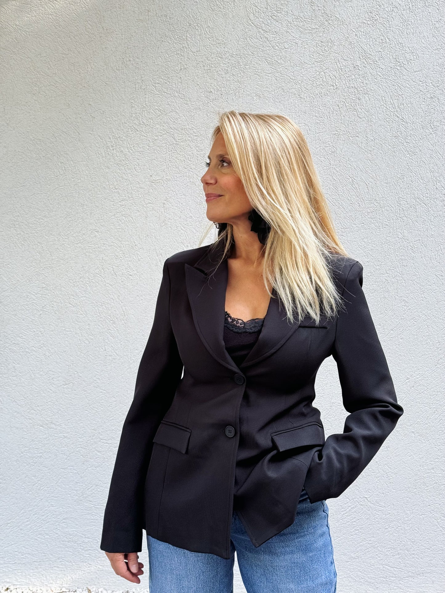 Veste tailleur cintrée créateur noir