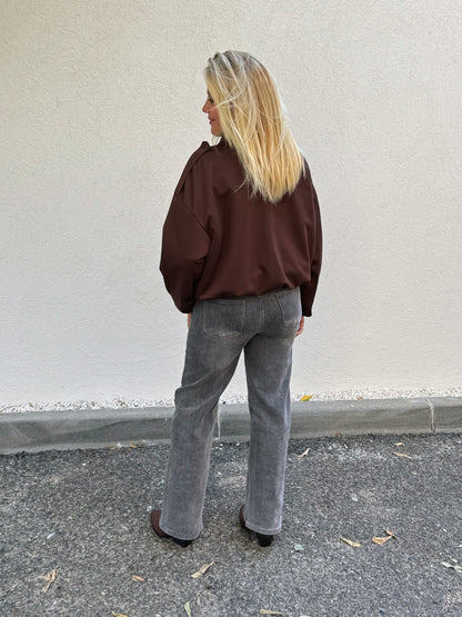 Jean gris asymétrique – coupe wide leg