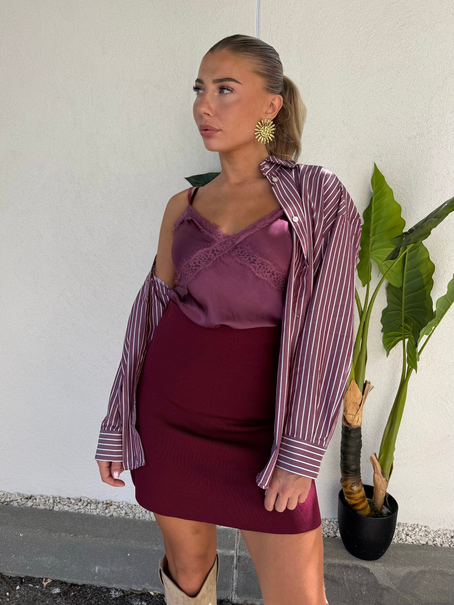 Jupe en maille bordeaux – Coupe trapèze
