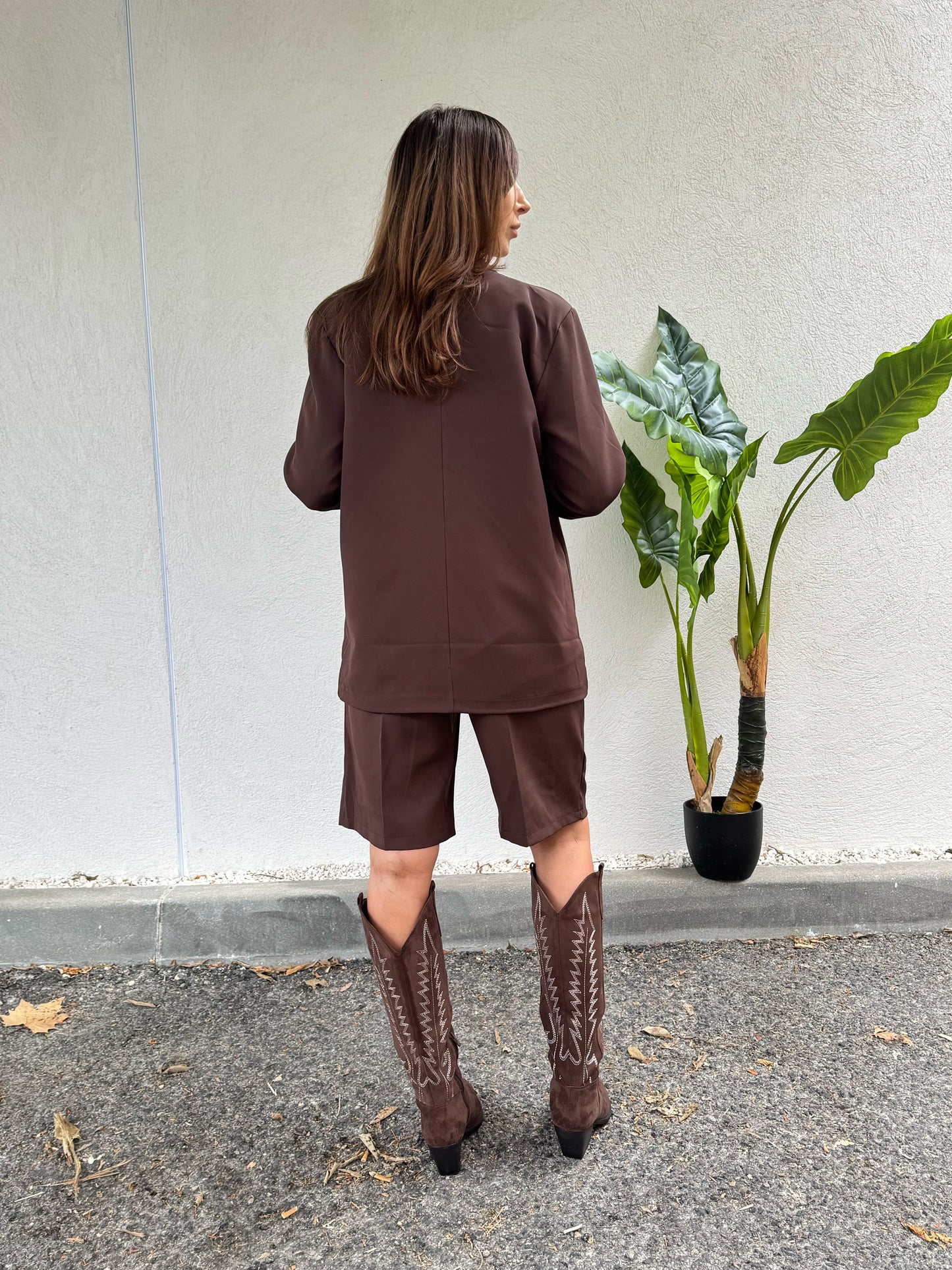 Veste tailleur oversize – Fermeture croisée – Marron
