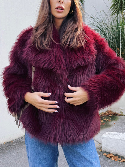 Manteau fausse fourrure bordeaux