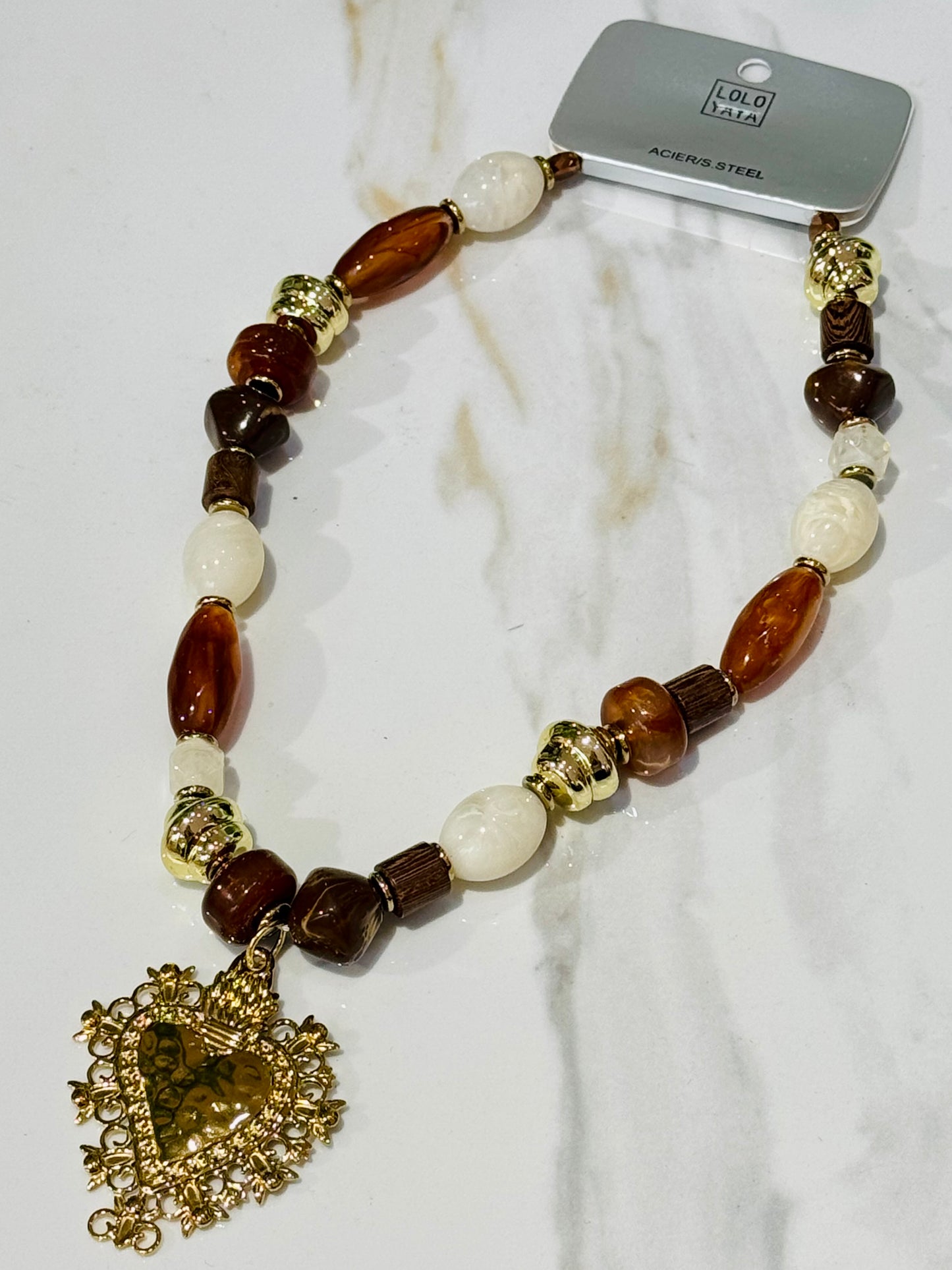 Collier perle et cœur chocolat