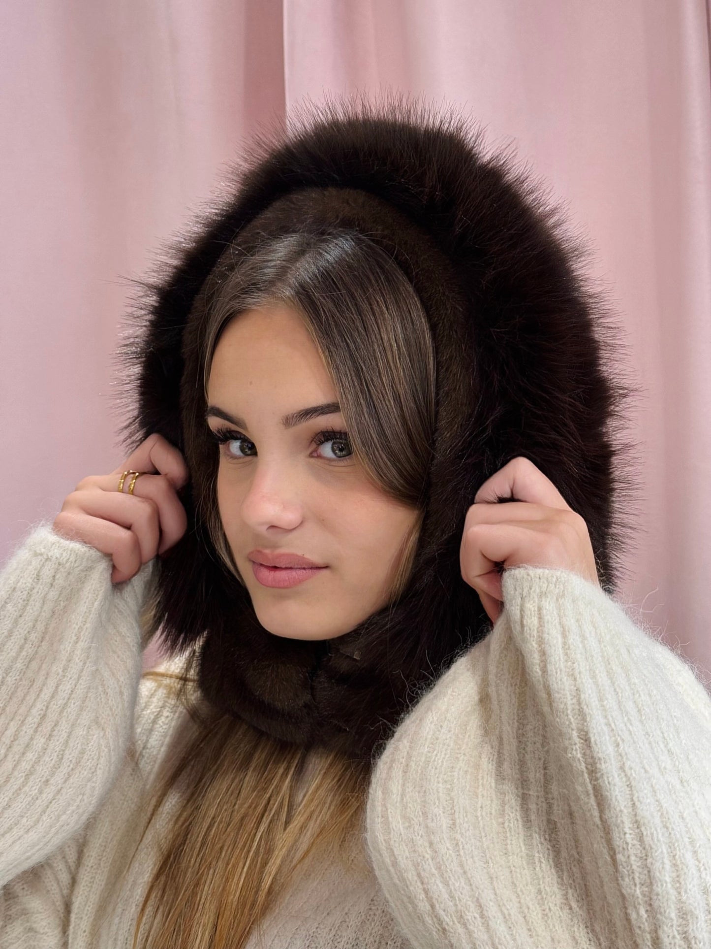 Cagoule capuche fausse fourrure marron