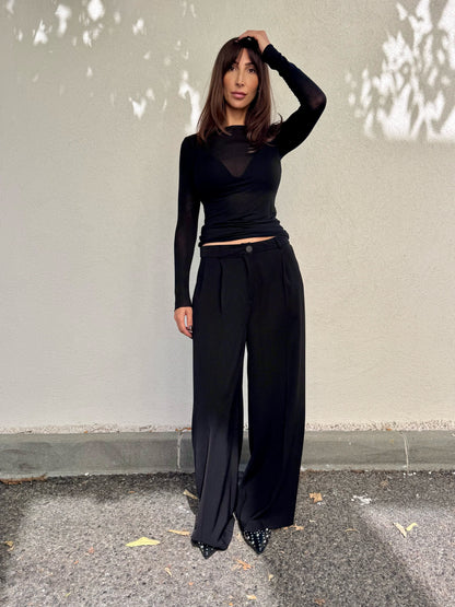 Top moulant en cachemire noir