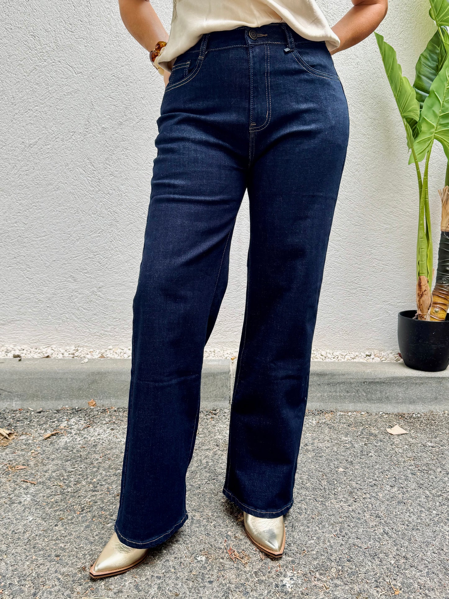 Jean brut femme – Coupe régulière – Taille haute stretch