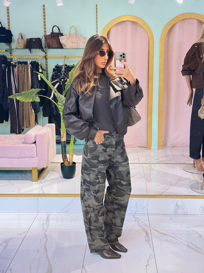 Jean Marivy militaire – Balloon Fit Full Length