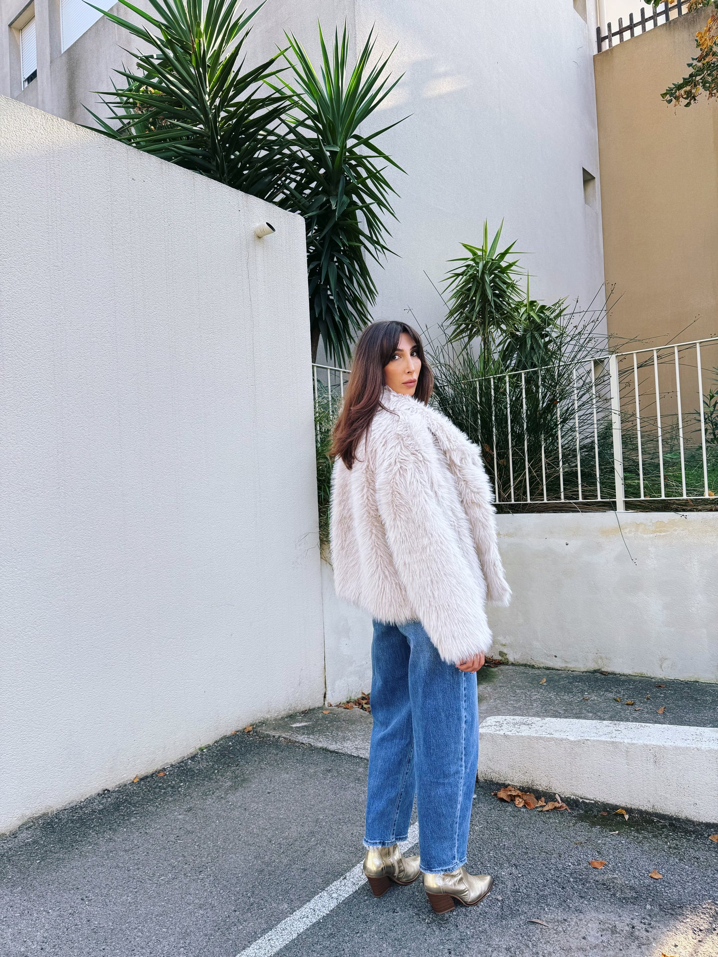 Manteau fausse fourrure écru