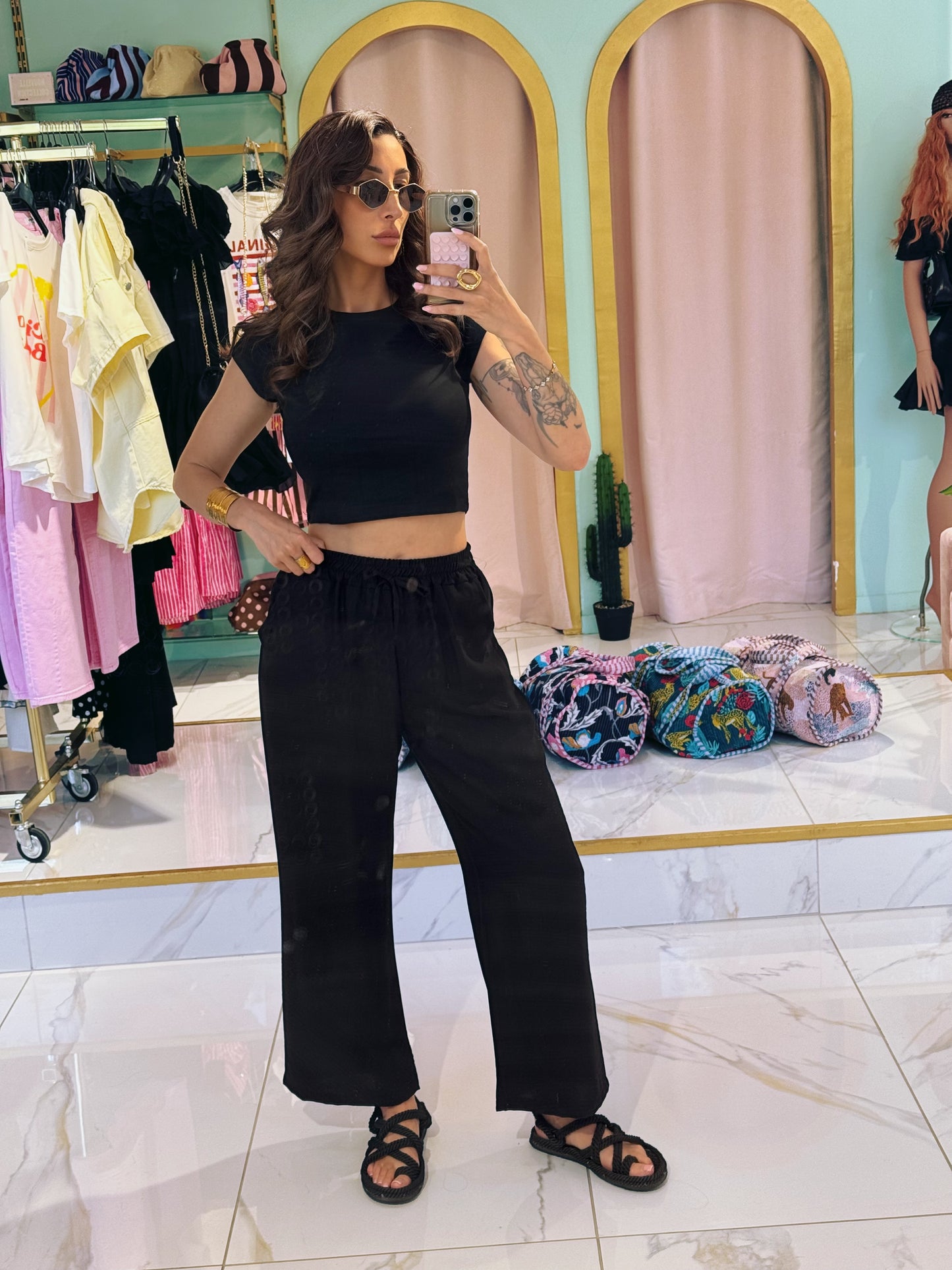 Top basique cropped doux & stretch noir
