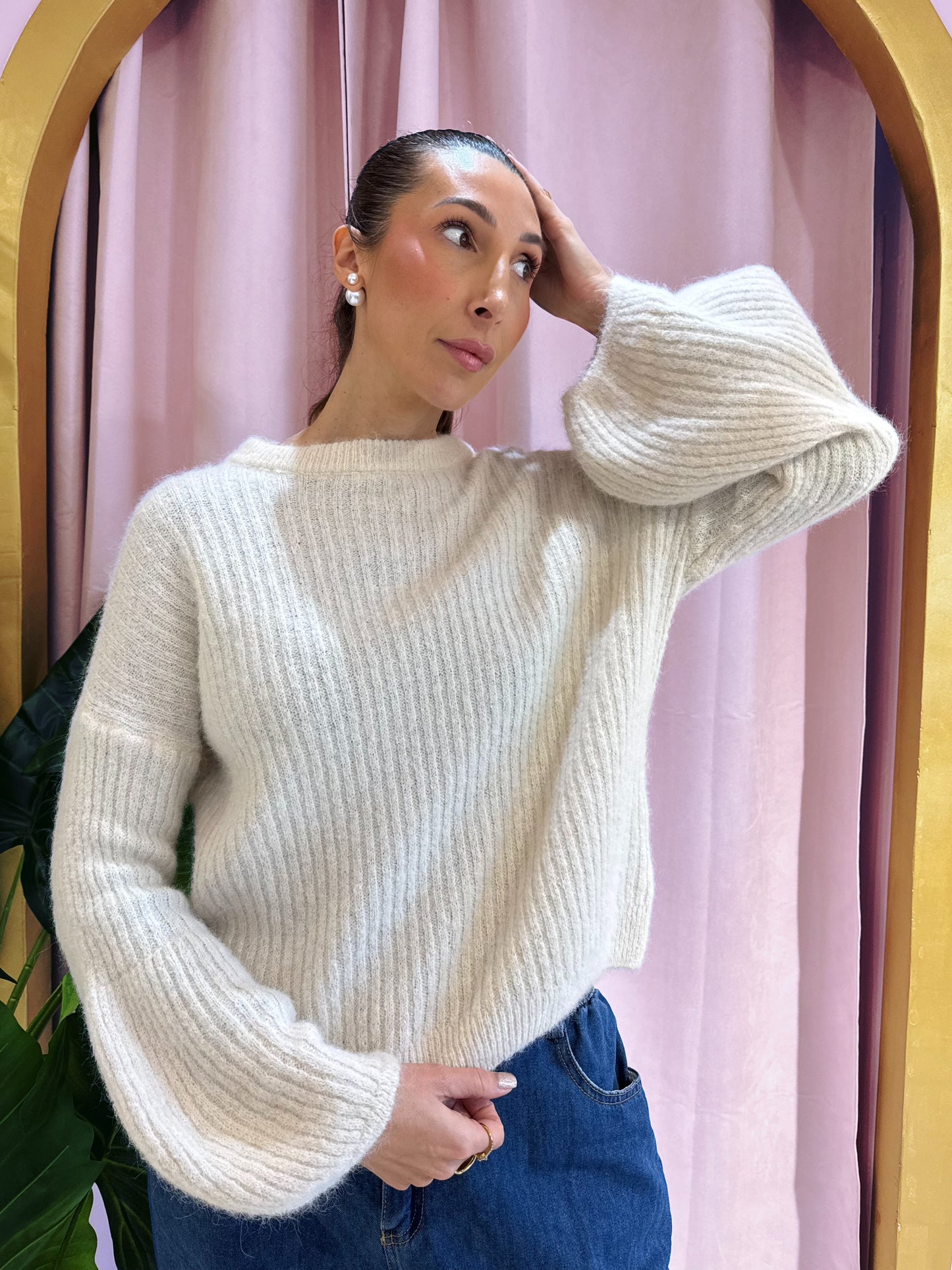 Pull tout doux à manches ballon crème