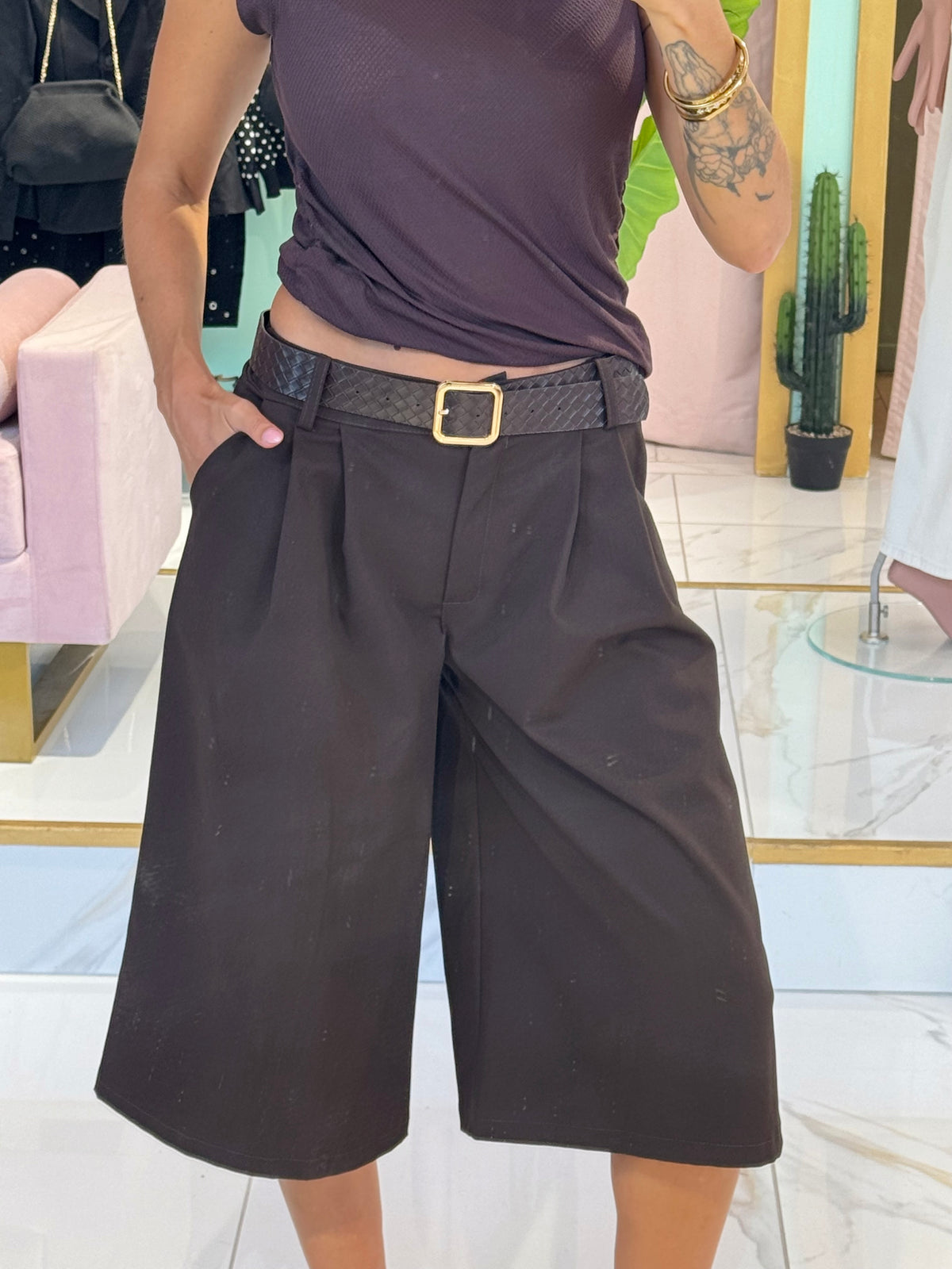 Bermuda Oversize avec Ceinture – marron